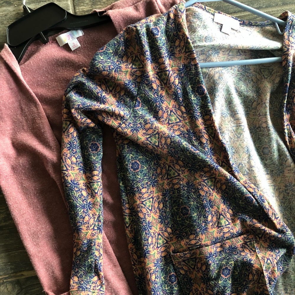 Small LuLaRoe Sarah Cardigan